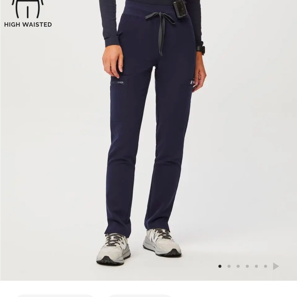 Figs high waist Yola size small in navy blue